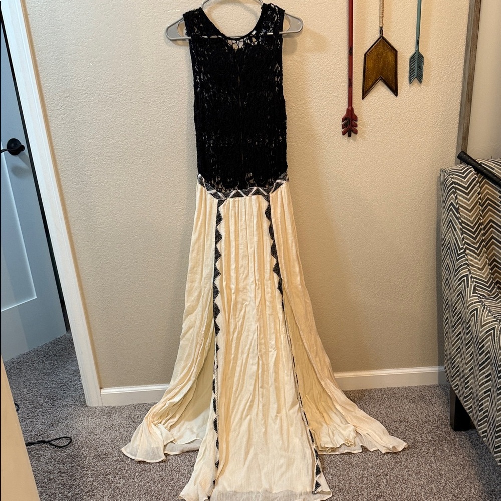 Elegant Black and Cream Evening Gown